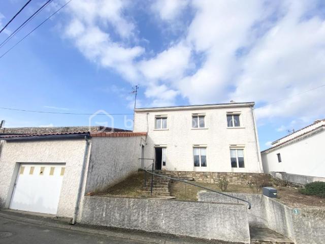 Tillières Vente Maison 49