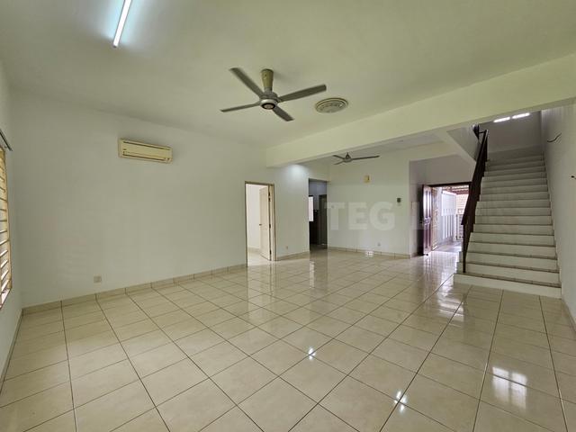 Tip Top Condition Double Storey Townhouse Antilla Lagoon Villas