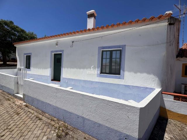 Tipica e acolhedora Moradia T3 situada numa aldeia, em Mértola, com terraço e pronto a habitar., Mértola, Corte Garfo de Cima