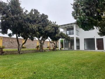 TITULO: EXCELENTE UBICACIÓN – CASA SEMIAMOBLADA DE CAMPO EN HUARAL