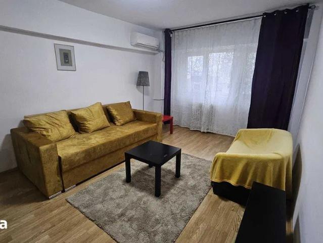 Titulescu/Victoriei/2 camere/balcon inchis/A.C