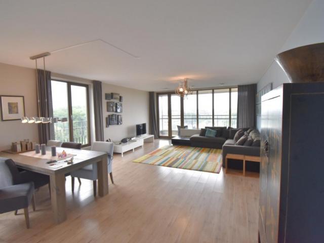 Titus van Rijnstraat, stunning 2 bedroom apt