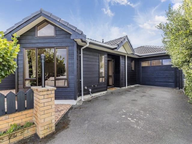 titahi bay, 2 bedrooms