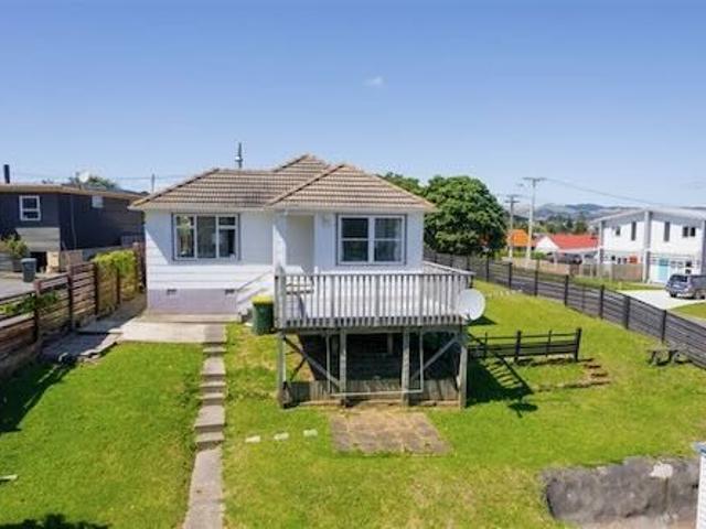 titahi bay, 3 bedrooms