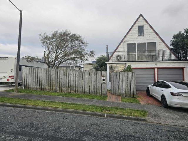 titahi bay, 4 bedrooms