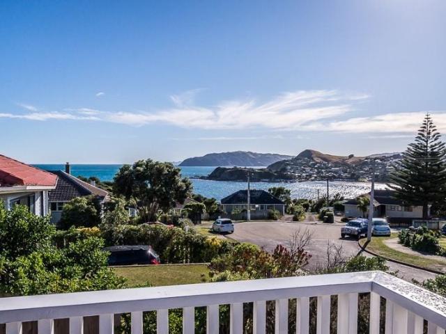 titahi bay, 4 bedrooms