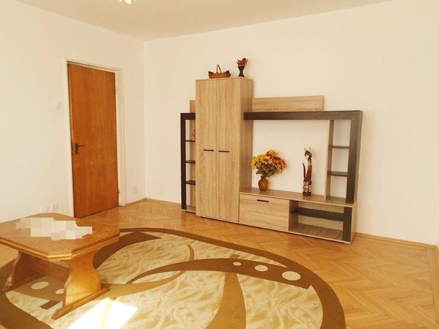 Titan, zona Policlinica, Burdujeni, apartament 2 camere parc & metrou