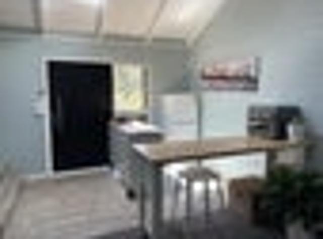 Titirangi, 3 bedrooms, $600 pw