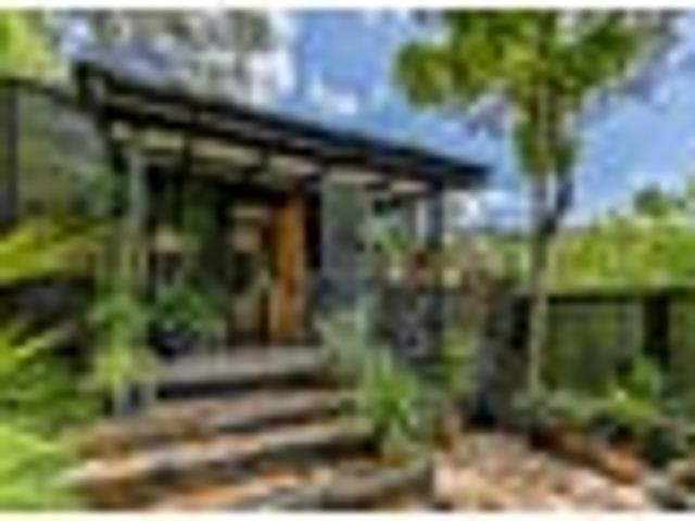 Titirangi, 3 bedrooms, $775 pw