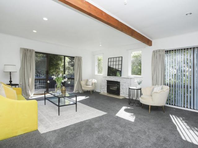 titirangi, 3 bedrooms