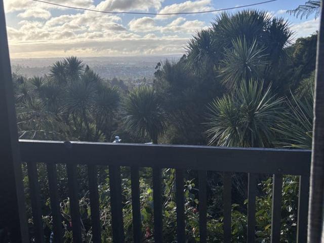 titirangi, 1 bedroom
