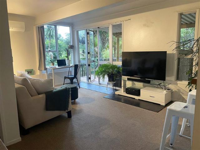 titirangi, 1 bedroom