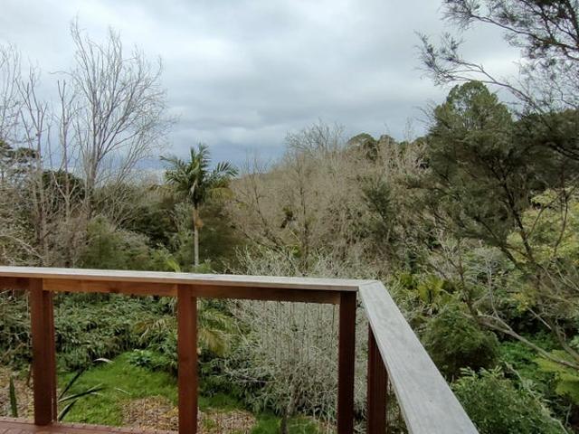 titirangi, 2 bedrooms