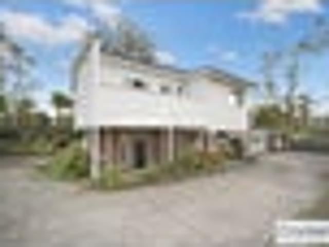Titirangi, 4 bedrooms, $790 pw