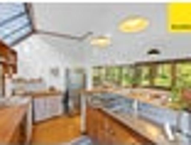 Titirangi, 4 bedrooms, $900 pw