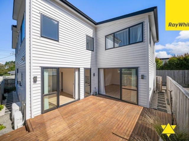 titirangi, 5 bedrooms