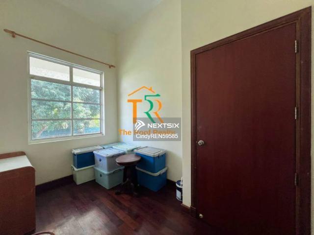 Title 99 years. Currently all floors are tenanted
