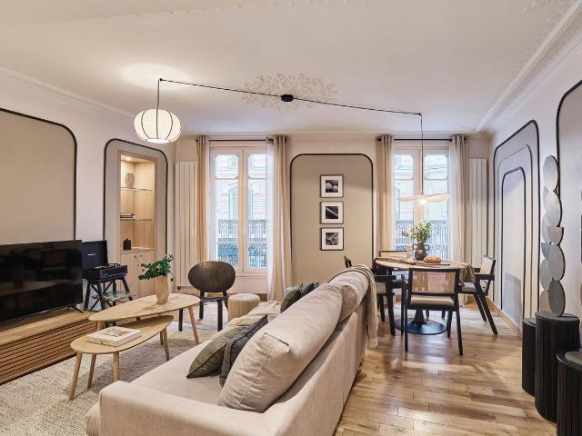 Tivon 2 bedrooms in Arts et Métiers, Paris Amsterdam Apartments for Rent
