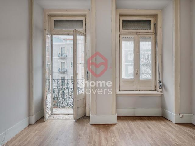 TO BUY / INVEST * T3 | AV. ALMIRANTE REIS