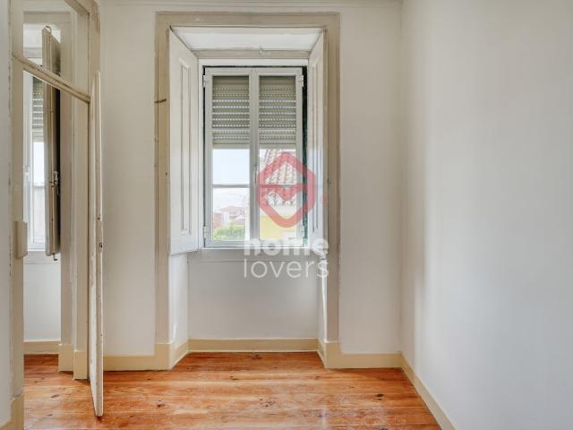 TO BUY / INVEST * T3 | LISBOA | SÃO VICENTE