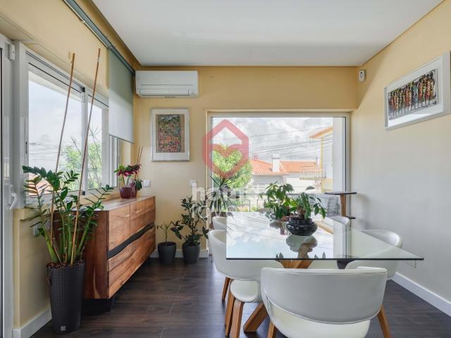 TO BUY *T2 ANDAR MORADIA C/JARDIM | CASCAIS | PAREDE