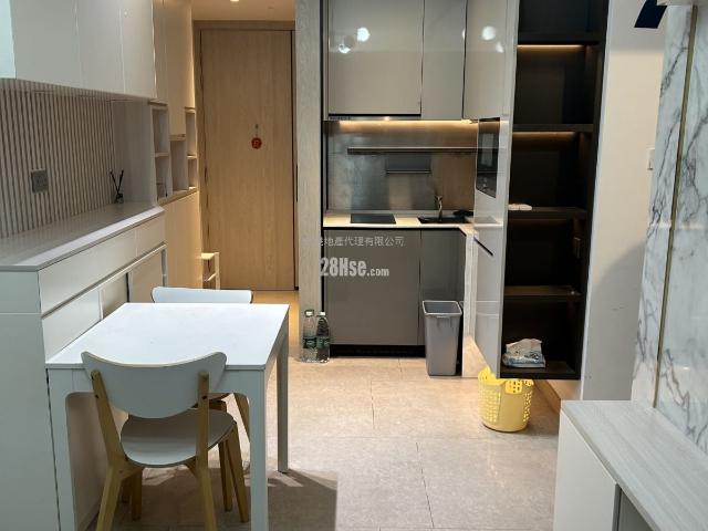 Hung Hom 26 Ko Shan [Agency Ads] Mid Floor 15 25|25/F, Middle Floor Practical Two Bedroom Apartment With Convenient Transportation Hints