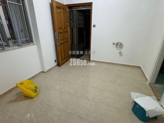 To Kwa Wan Fung Yue Mansion [Agency Ads] Unit A,High Floor 2 11|11/F ✿【Ms. Chen From Anju】✿ Extremely High Ceilings Not Accessible By Elevator, 2 Bedrooms And 1 Living Hints