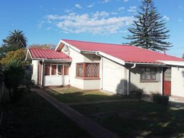 to let: 3 bedroom family home with s.