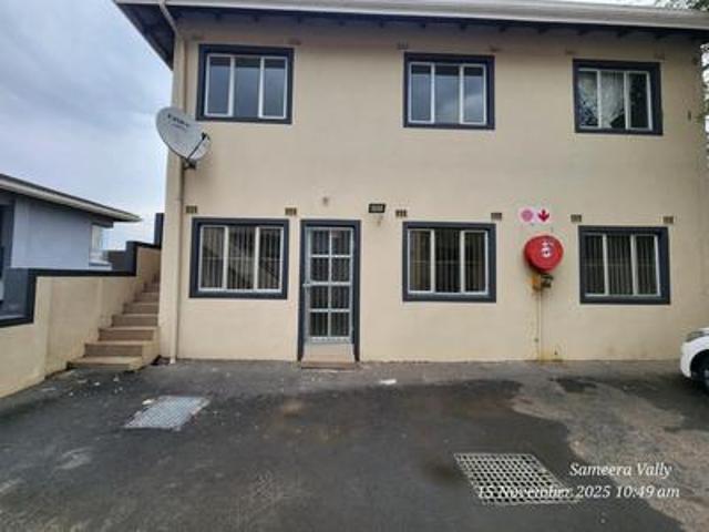 to let 2bed overport