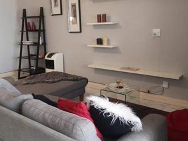 to let furnished bachelor on south beach