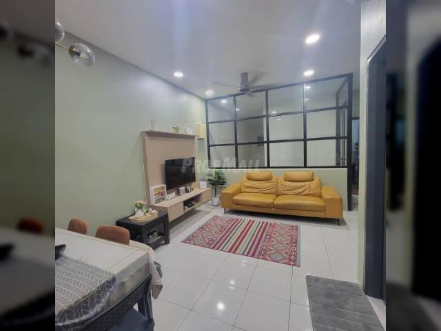 TO LET! PARTLY FURNISHED TOWNHOUSE @ KITA BAYU CYBERSOUTH