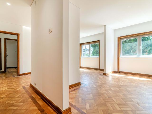 TO RENT T2 PORTO PARANHOS