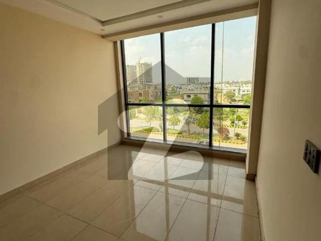 To rent You Can Find Spacious Flat In Top City 1