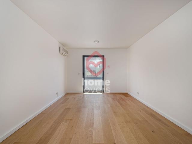 TO RENT*T2 PRAÇA DE ESPANHA | AV. NOVAS | LISBOA