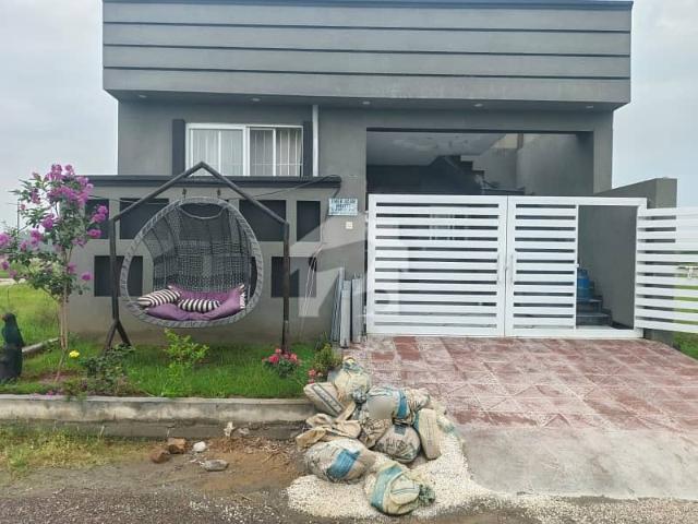To Sale You Can Find Spacious House In Airport Green Garden Block A
