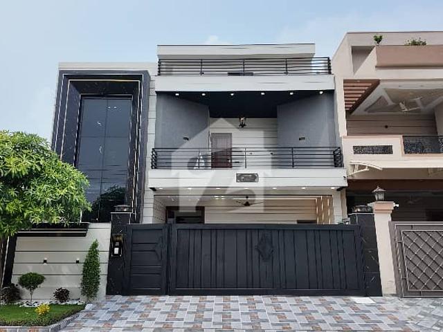 To sale You Can Find Spacious House In Bismillah Housing Scheme Abu Bakar Block