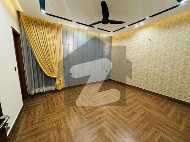 To sale You Can Find Spacious Prime Location House In Citi Housing Society