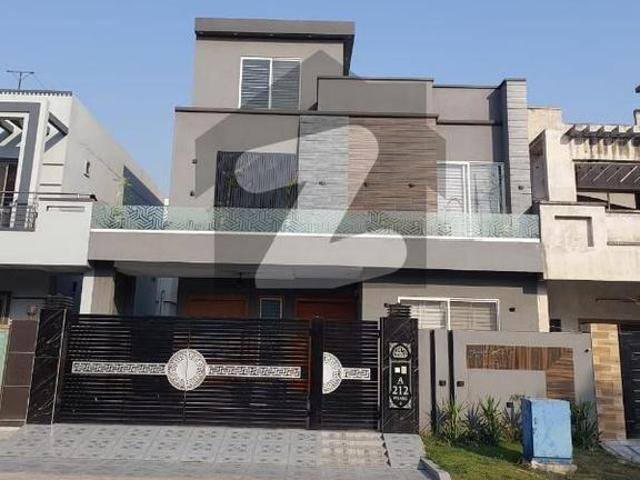 To sale You Can Find Spacious Prime Location House In Garden Town