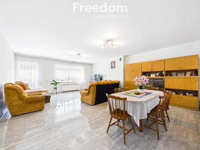 Tomaszów 428,22 m², Ostrowiec Świętokrzyski
