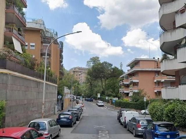 Tomba di nerone elegante bilocale ammobiliato
