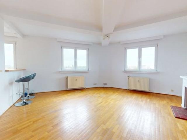 TOMBERG: BEL APPT 2CH DERNIER ETAGE