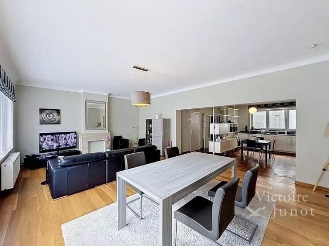Tomberg Furnished 2 bedroom apartment + garage
