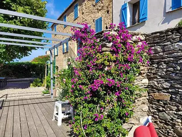 Tomino 20248 Achat / Vente maison 8 pièces t8 au dernier étage cave