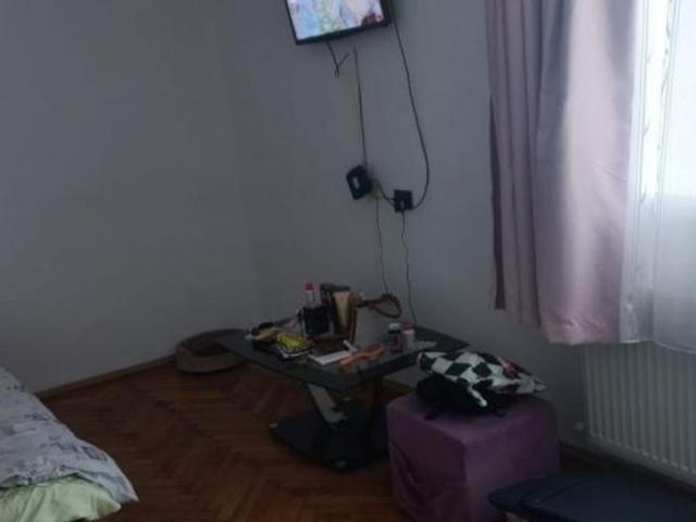 Tomis 1, casa 6 camere, gaze, mobilata