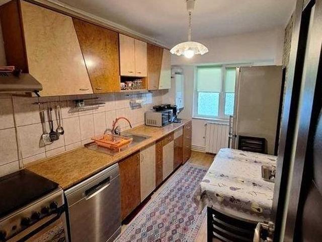 Tomis 3, apartament 3 camere, mobilat, gaze, parcare