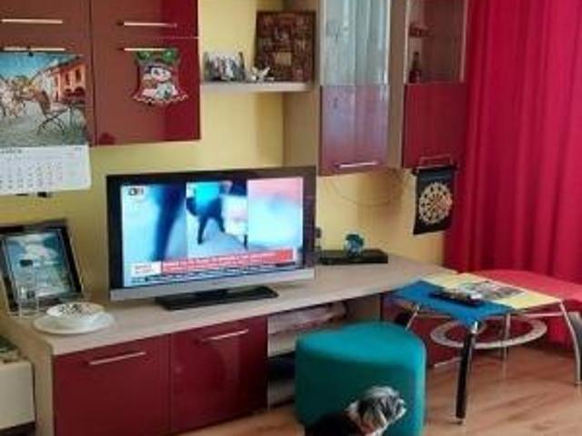 Tomis 3, decomandat, 2 camere, etaj 3, gaze, mobilat