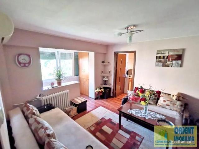 Tomis Nord, de vanzare 2 camere, gaze, Constanta