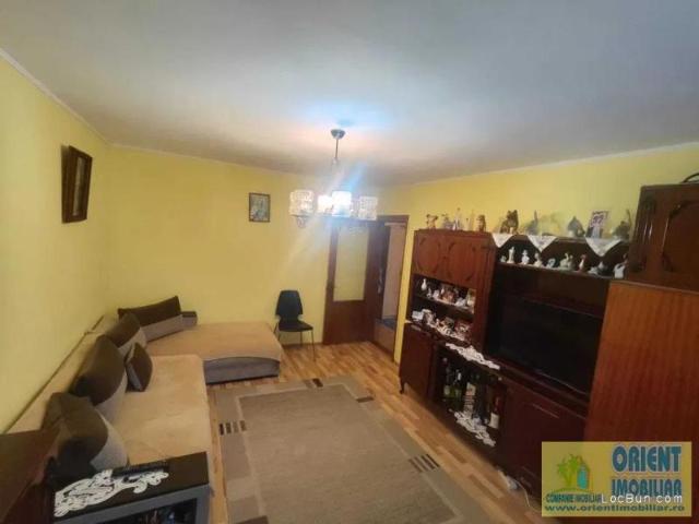 Tomis Nord, decomandat, 2 camere la vanzare, gaze, Constanta