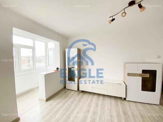 Tomis Nord 2 Camere renovat cu balcon Cat Friendly pe termen lung