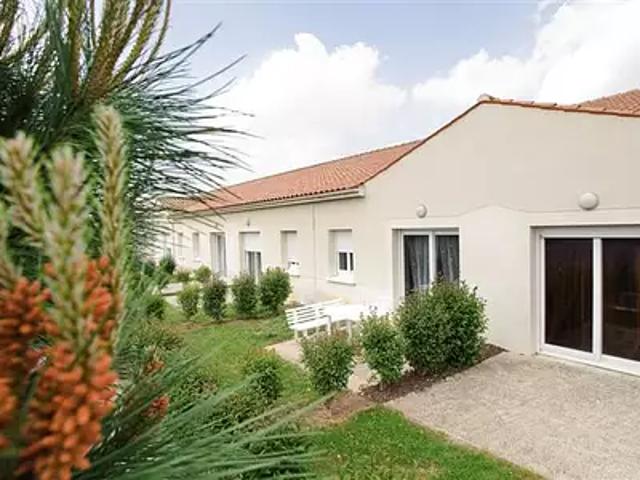 Tonnay Charente 17430 Achat / Vente appartement 2 pièces t2 terrasse